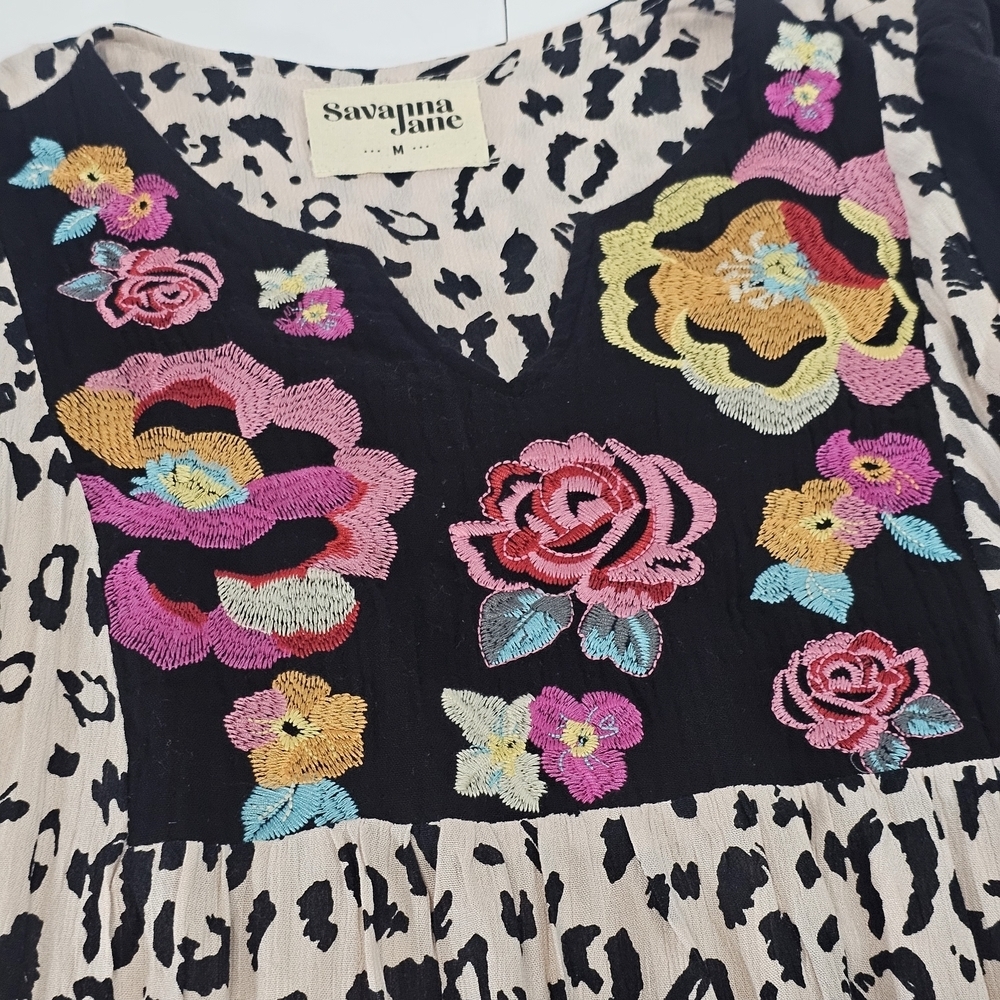 Savanna Jane Black and Cream Patterned Fabric - Picture 6 of 13